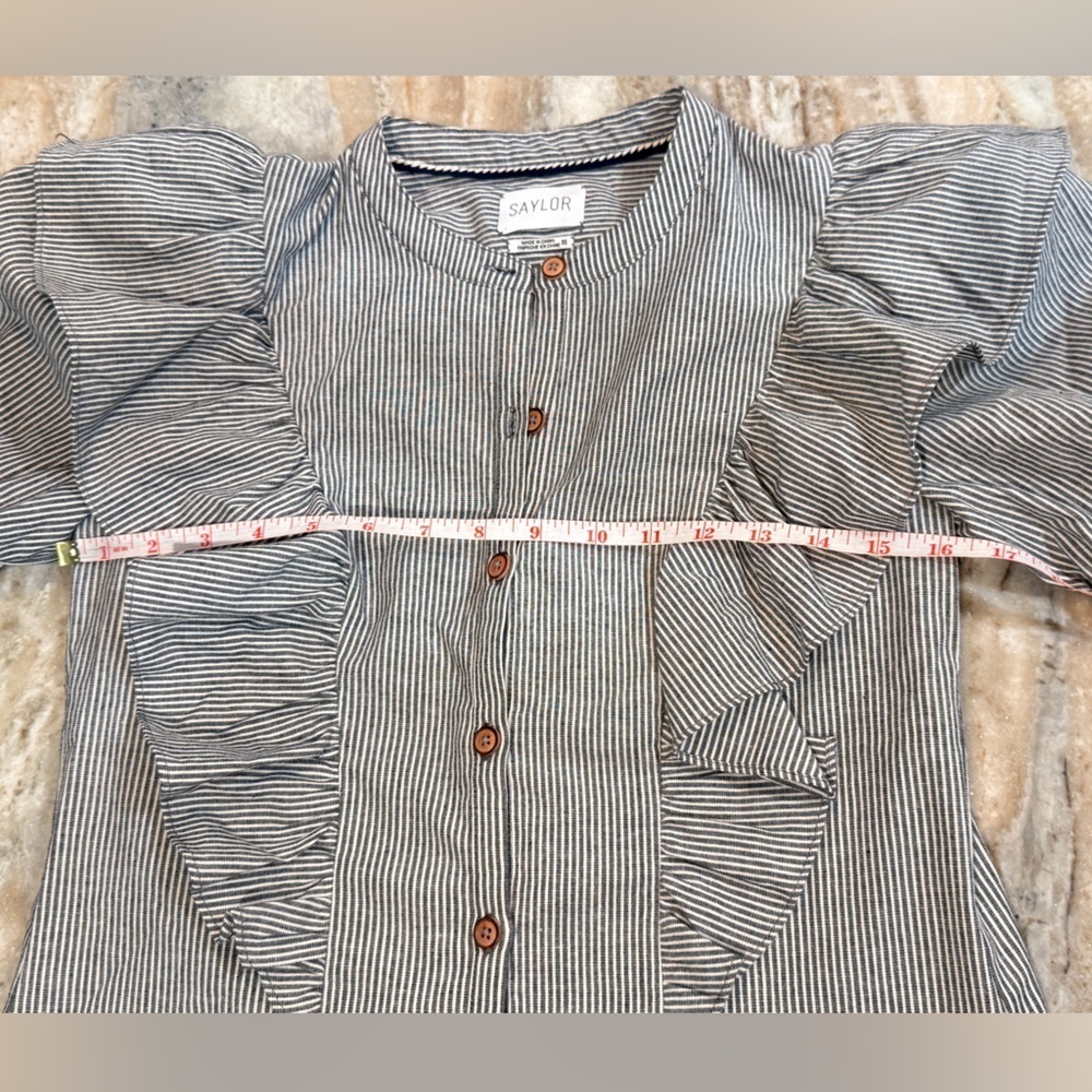 Women’s SAYLOR Grey & White pinstripe puff sleeve ruffle blouse- Size XS - Picture 9 of 9